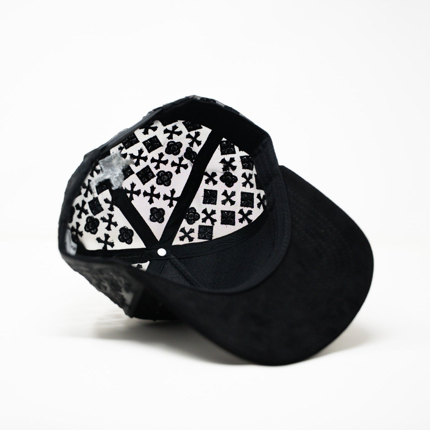 Insurance Lord Signature Black Crystal Cap